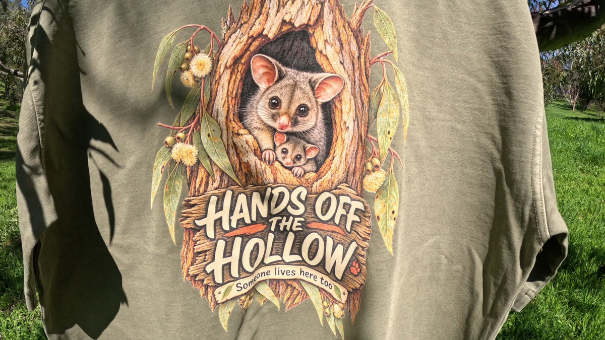 Hands Off The Hollow – Vintage Washed Boxy T-Shirt